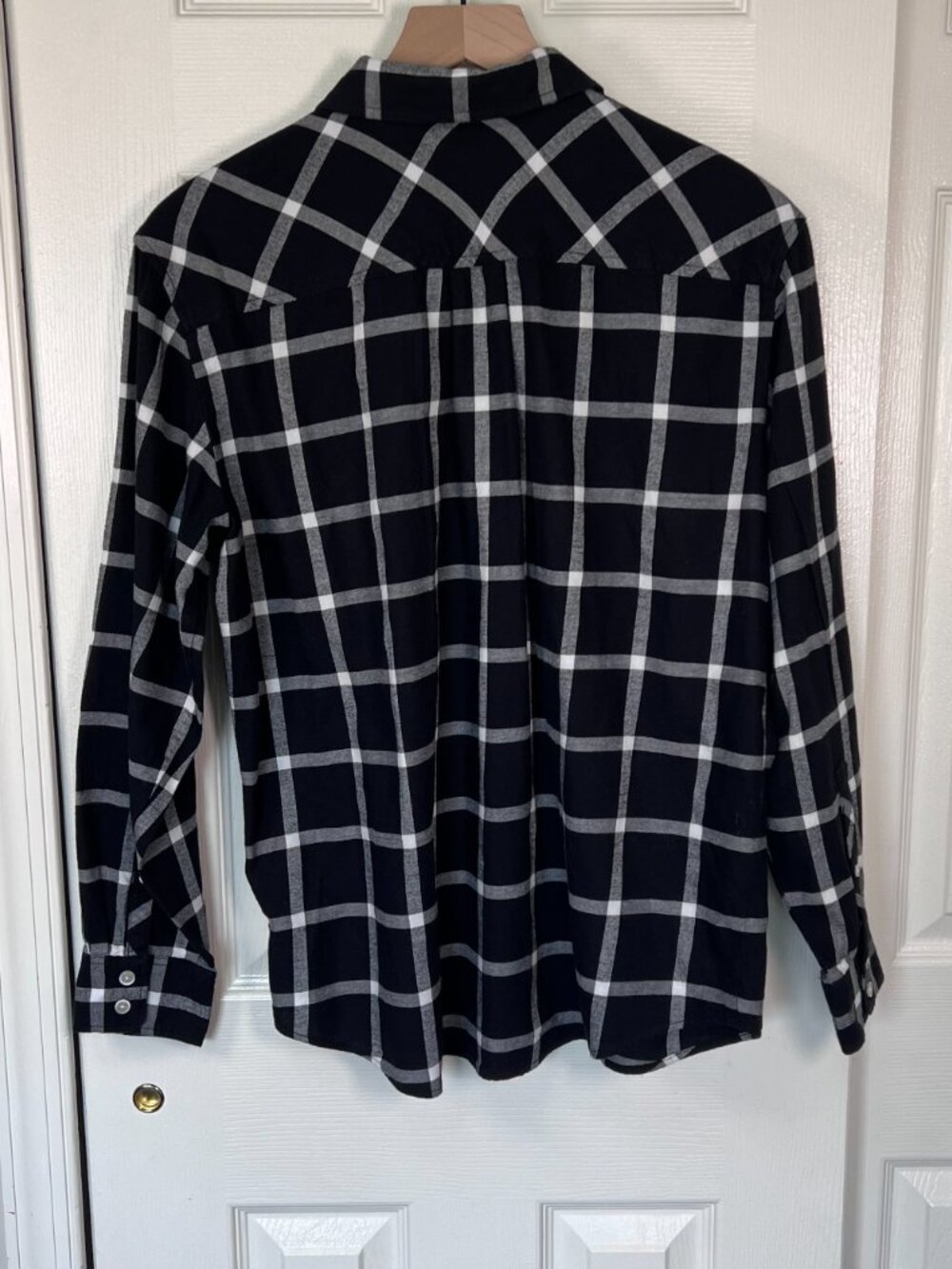 J.Crew Factory Curved Hem Button Down Flannel Shirt Black/White Size S - Picture 2 of 5